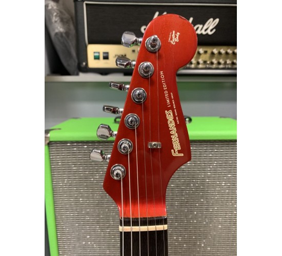 Fernandes Limited Edition SSH-40 Stratocaster электрогитара, цвет красный, Япония USED
