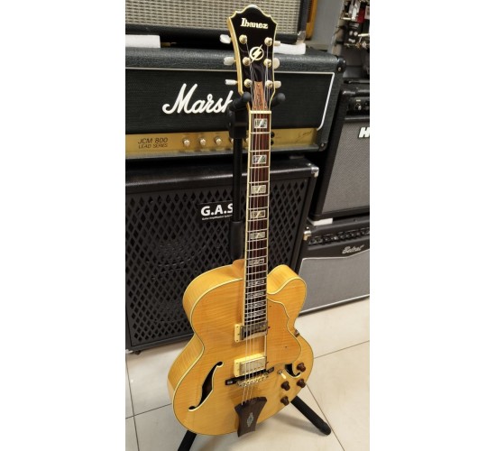 Ibanez Artcore AF105-NT-12-01 полуакустическая электрогитара, с кейсом 2007 USED