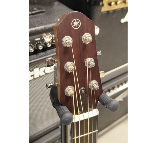 Yamaha SLG200S NT электроакустическая гитара USED