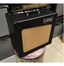 Laney CUB12R Гитарный ламповый комбо, 15 Вт USED