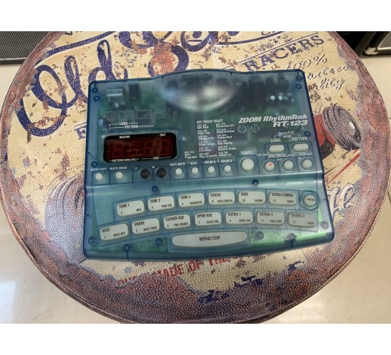 Zoom RT-123 Rhythmtrak драм и бас машина USED