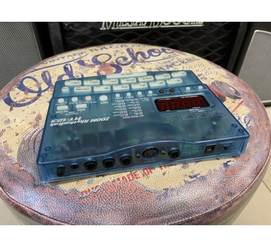 Zoom RT-123 Rhythmtrak драм и бас машина USED