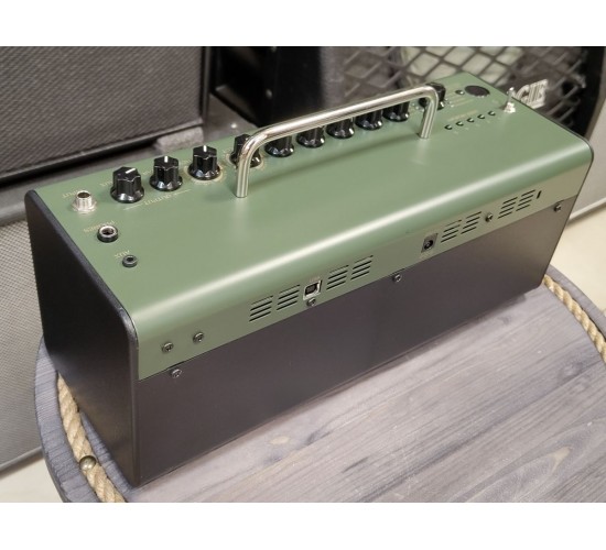 Yamaha THR10X гитарный усилитель USED