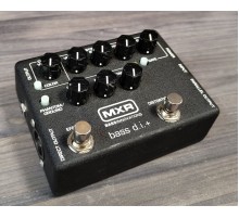 MXR M80 bass d.i.+ басовая педаль - преамп + дисторшн USED