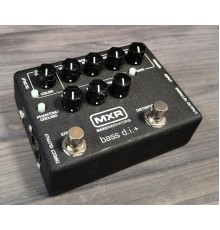 MXR M80 bass d.i.+ басовая педаль - преамп + дисторшн USED