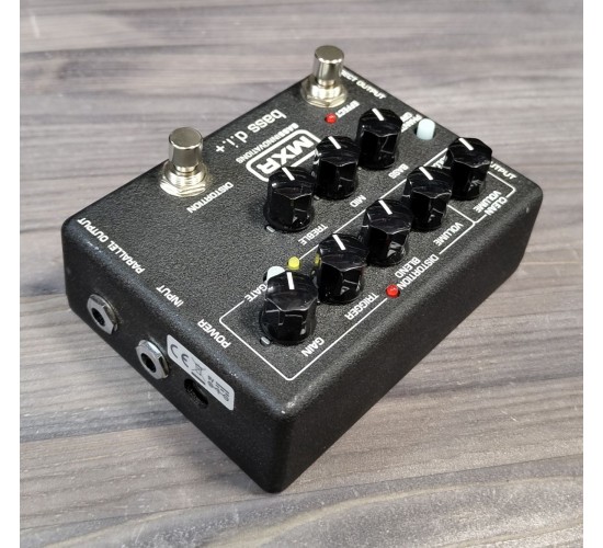 MXR M80 bass d.i.+ басовая педаль - преамп + дисторшн USED