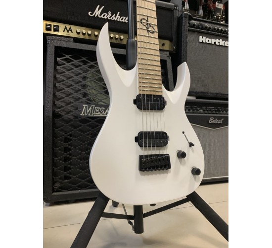 Solar Guitars A2.7WH 7-струнная электрогитара, цвет белый USED