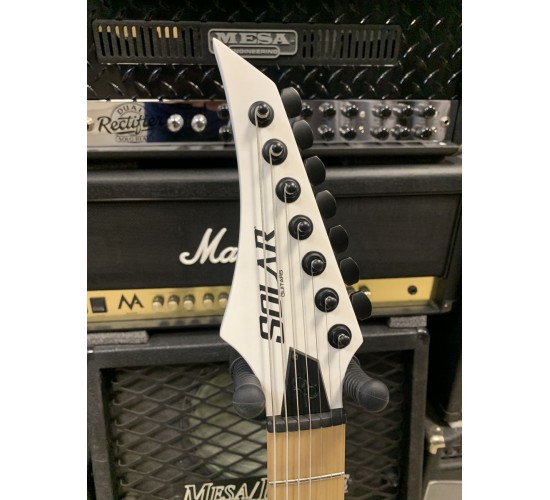 Solar Guitars A2.7WH 7-струнная электрогитара, цвет белый USED