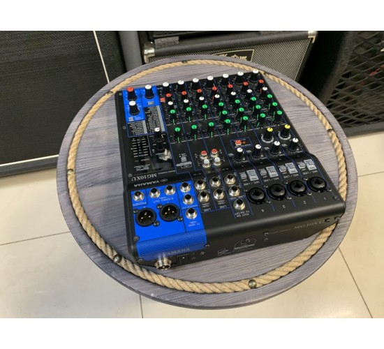 Yamaha MG10XU микшерный пульт USED