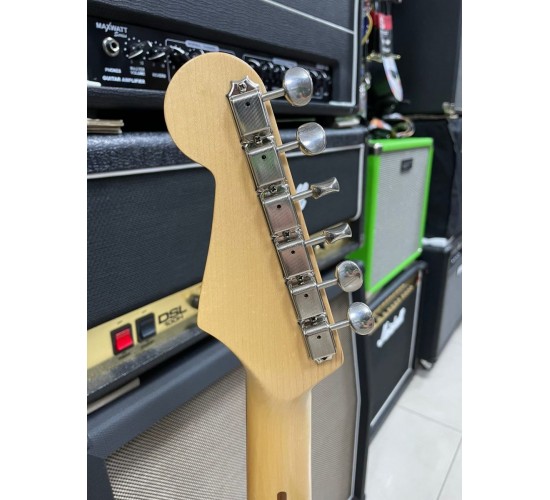 Fender Stratocaster Aerodyne HSS Dimarzio Collection электрогитара, Япония 2006-2008г.в., цвет белый USED