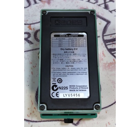 Boss Tremolo TR-2 педаль эффектов USED