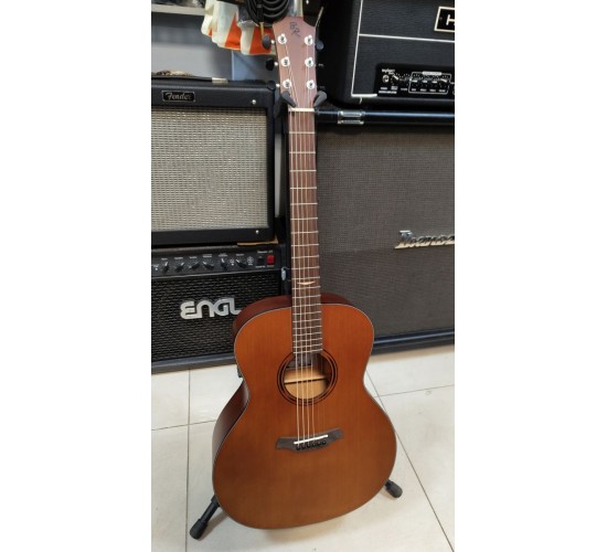 Baton Rouge AR21C/A TA2 трансакустическая гитара