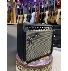 Fender Reverb 15CE гитарный комбоусилитель, Корея USED