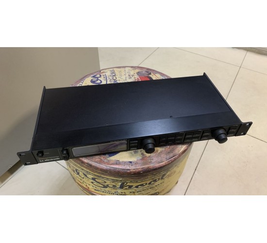 TC Electronic G-Major гитарный процессор эффектов рэковый USED