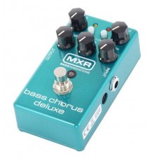 MXR M83 bass chorus deluxe басовая педаль - хорус, выставочный образец