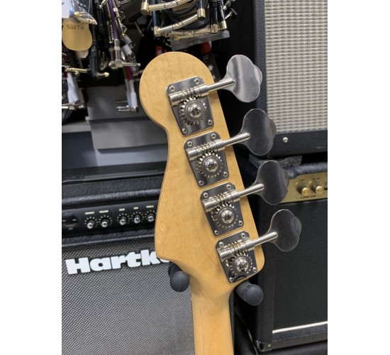 Fender Jazz Bass JB-45J бас-гитара, цвет белый, Япония 1993-1994 USED