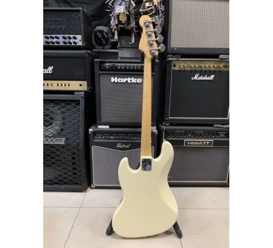 Fender Jazz Bass JB-45J бас-гитара, цвет белый, Япония 1993-1994 USED