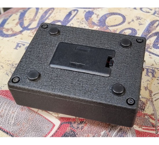MXR M80 bass d.i.+ басовая педаль - дисторшн USED