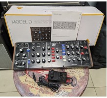 Behringer Model D аналоговый монофонический синтезатор USED