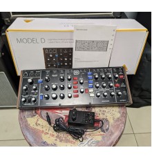 Behringer Model D аналоговый монофонический синтезатор USED