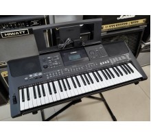 Yamaha PSR-E463 синтезатор USED