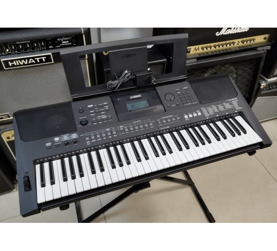 Yamaha PSR-E463 синтезатор USED
