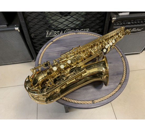 Yamaha YAS-280 альт-саксофон студенческий USED