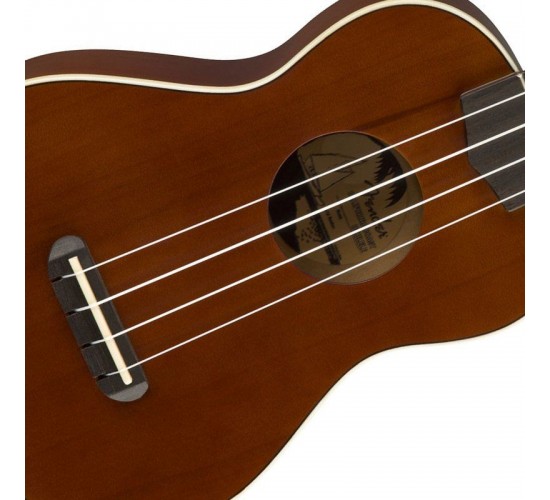 Fender Venice-N укулеле сопрано, цвет натуральный