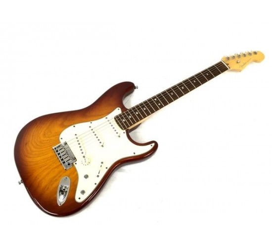 Fender American Deluxe Stratocaster ASH электрогитара, пр-во США USED