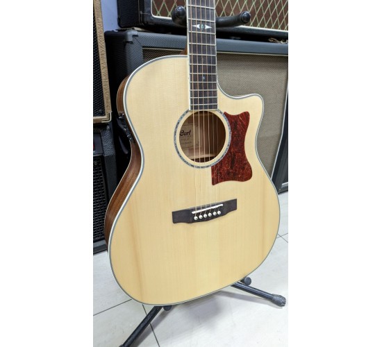 Cort GA10F NS Grand Regal Series электроакустическая гитара, с вырезом, цвет натуральный (УЦЕНКА)