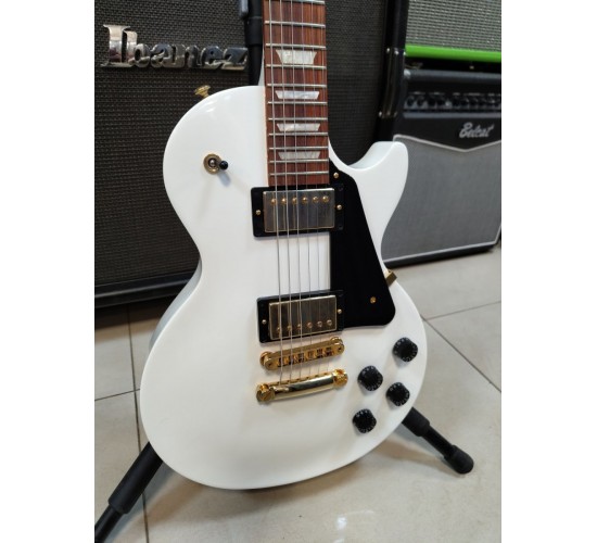 Gibson Les Paul Studio Alpine White электрогитара, цвет белый, США 2017 USED