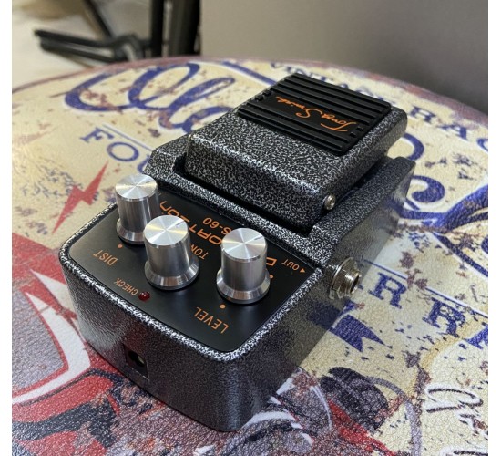 Tony Smith Distortion DS-60 педаль дисторшн USED