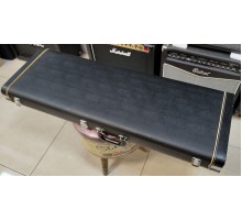 Кейс прямоугольный для электрогитары, Япония USED