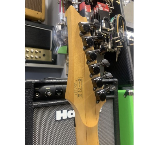Ibanez Prestige RG2450MZ GW электрогитара, цвет белый, Япония 2010 USED