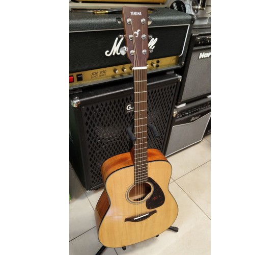 Yamaha FG-800 акустическая гитара USED