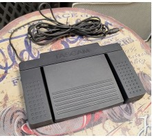 Tascam RC-3F контроллер, фут-свитч USED