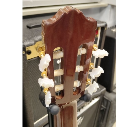 Yamaha CG-150SA классическая гитара, Тайвань USED