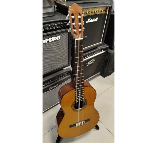 Yamaha CG-121 классическая гитара Тайвань USED