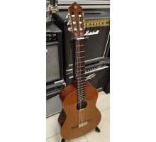 Yamaha CG142C классическая гитара USED