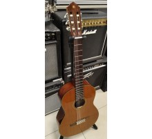 Yamaha CG142C классическая гитара USED