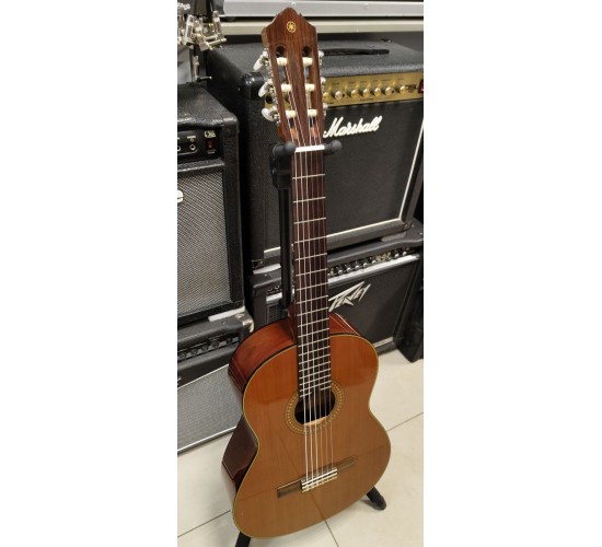 Yamaha CG142C классическая гитара USED