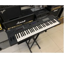 Yamaha MX61 BK синтезатор с автоаккомпаниментом, 61 клавиша, с чехлом USED