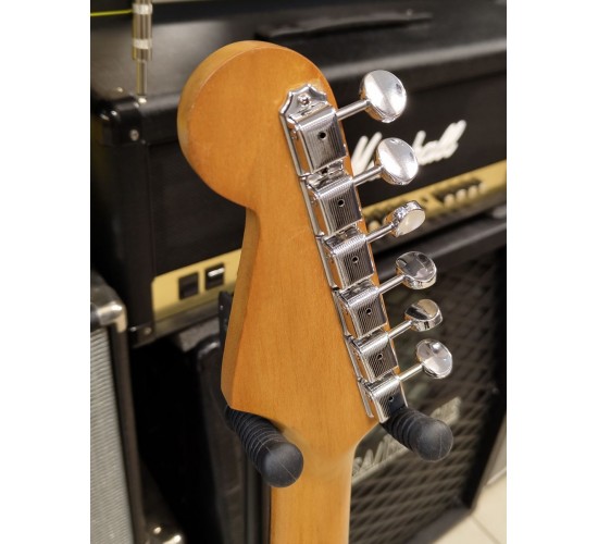 Fender Squier Stratocaster SST-R электрогитара, цвет красный, Япония 1993-1994 USED