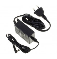 Shure PS24E блок питания для радиосистем BLX4, BLX88, GLXD6, PG4, PGX4, P2T, SLX4, QLXD4.12V DC max. 400 mA
