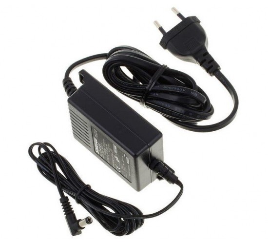 Shure PS24E блок питания для радиосистем BLX4, BLX88, GLXD6, PG4, PGX4, P2T, SLX4, QLXD4.12V DC max. 400 mA
