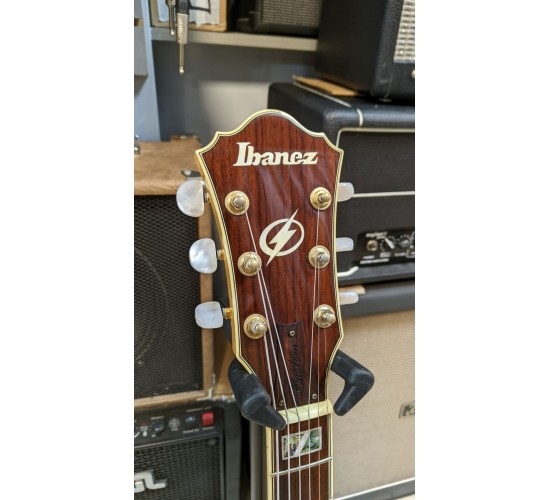 Ibanez Artcore AF105-NT-12-01 полуакустическая электрогитара, с кейсом 2010 USED