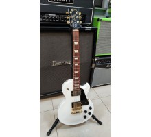 Gibson Les Paul Studio Alpine White электрогитара, цвет белый, США 2017 USED