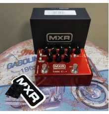 MXR M80 bass d.i.+ Brushed Red Limited Edition басовая педаль преамп + дисторшн, выставочный образец