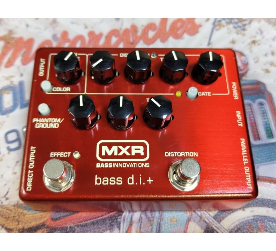 MXR M80 bass d.i.+ Brushed Red Limited Edition басовая педаль преамп + дисторшн, выставочный образец