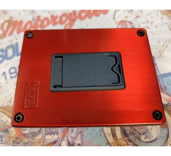 MXR M80 bass d.i.+ Brushed Red Limited Edition басовая педаль преамп + дисторшн, выставочный образец